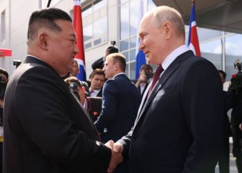 Wywiad Korei Południowej poinformował, że Korea Północna mogła przekazać Rosji ponad 12 milionów pocisków artyleryjskich, wysyłając około 28 tysięcy kontenerów.