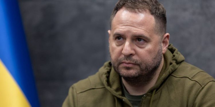 Jermak oświadczył, że Donald Trump jest w stanie zakończyć wojnę na Ukrainie do końca 2025 roku dzięki nowym sankcjom, które będą wywierać presję na nabywców rosyjskich surowców energetycznych.