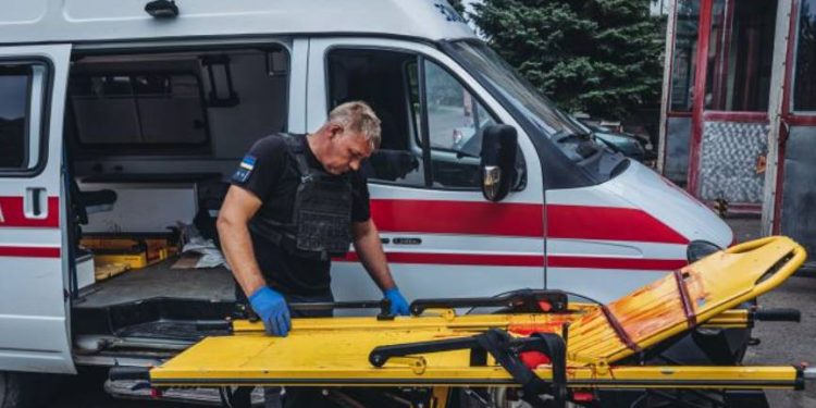 Rosyjski nalot na kolonię karną w obwodzie zaporoskim: 16 ofiar śmiertelnych, 35 rannych, zniszczone budynki zakładu i uszkodzone domy prywatne