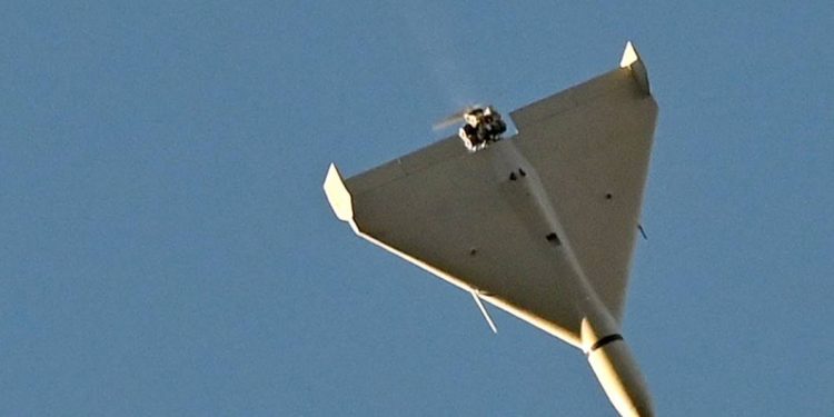 Rosyjski dron uderzył w budynek Sumskiej Administracji Obwodowej 26 lipca. W sieci pojawiło się nagranie momentu ataku. Władze nie informują jeszcze o poszkodowanych.