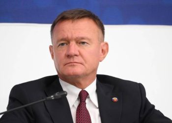 Były minister transportu Rosji Roman Starowojt zastrzelił się po dymisji przez Putina. Komitet Śledczy Rosji potwierdził śmierć. Trwa śledztwo.