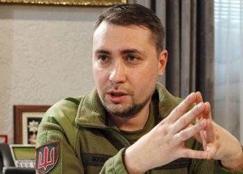 Rosja planuje utworzyć strefę buforową o głębokości do 10 km na terytorium obwodu dniepropietrowskiego — poinformował Kyryło Budanow, nazywając te działania politycznym manewrem.
