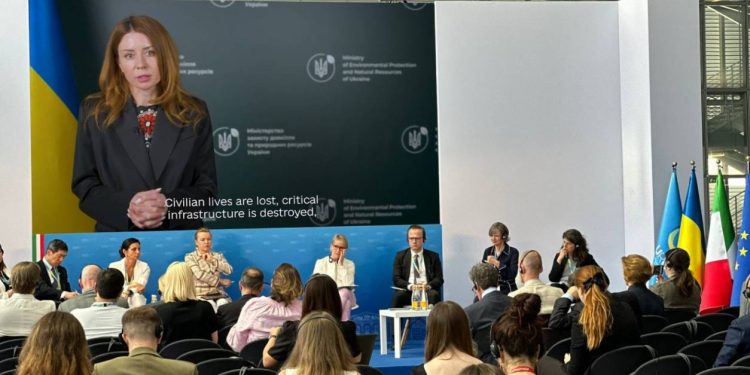 Straty środowiskowe Ukrainy z powodu wojny przekroczyły już 108 mld euro — zniszczone zasoby, infrastruktura i skażona niemal jedna czwarta kraju.