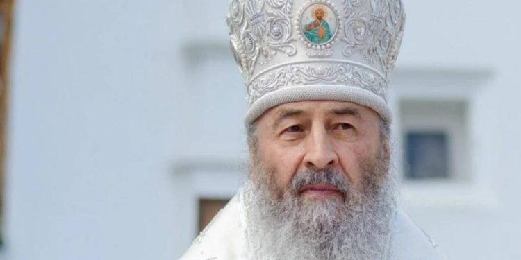 Zełenski odebrał obywatelstwo Onufremu za współpracę z Rosją. SBU ujawniła rosyjski paszport i kontakty z patriarchą Cyrylem.