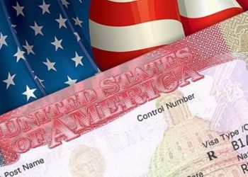 USA wprowadzają kaucję do 15 000 dolarów za wizy turystyczne i biznesowe. Program będzie obowiązywał do 2026 roku i obejmie obywateli krajów z wysokim poziomem overstay.