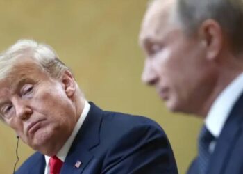 Putin zasugerował możliwość spotkania z Trumpem w Zjednoczonych Emiratach Arabskich, nazywając ten kraj jednym z potencjalnie odpowiednich miejsc do rozmów.