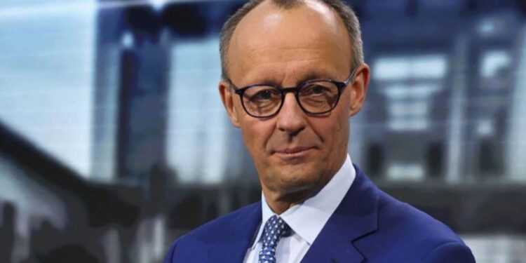 Zełenski i europejscy liderzy spotkają się z Trumpem w Waszyngtonie: rozmowy o bezpieczeństwie, wsparciu dla Ukrainy i sankcjach przeciwko Rosji.