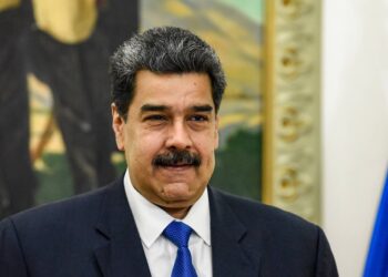 Stany Zjednoczone ogłosiły nagrodę w wysokości 50 milionów dolarów za pomoc w aresztowaniu Nicolása Maduro, oskarżonego o handel narkotykami i łamanie praw człowieka.