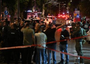 W Tel Awiwie ponad 100 tysięcy osób protestowało przeciwko planowi Netanjahu zajęcia Gazy, domagając się zakończenia wojny i uwolnienia zakładników.