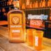 Jägermeister wprowadził nowy likier Orange — 56 ziół i przypraw w połączeniu z sokiem pomarańczowym. Świeży smak, 33% zawartości alkoholu, pojemność 0,7 l.