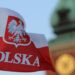 Polska przekazała Rosji notę protestacyjną w związku z upadkiem i eksplozją rosyjskiego drona w województwie lubelskim, domagając się wyjaśnień i zakończenia prowokacji.