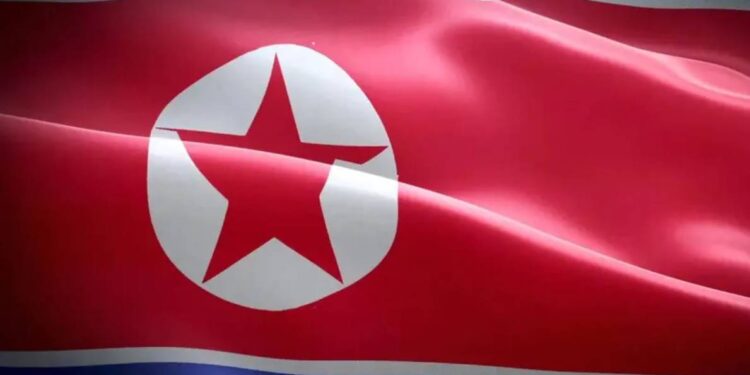 KRLD oskarżyła USA i Koreę Południową o próbę okupacji poprzez wspólne ćwiczenia. Trump zadeklarował gotowość do spotkania z Kim Dzong Unem.