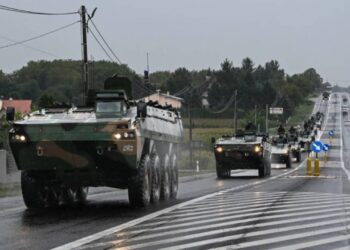 W Polsce wystartowały strategiczne manewry Iron Defender-25 z udziałem 30 tysięcy żołnierzy i 600 jednostek sprzętu. Ćwiczenia obejmują ląd, morze i powietrze.