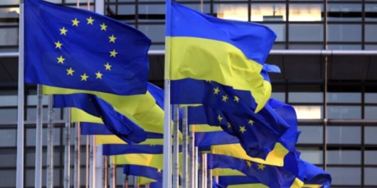 UE planuje skierować miliardy zamrożonych rosyjskich aktywów do Ukrainy poprzez wymianę gotówki na obligacje, unikając ryzyka prawnego bezpośredniej konfiskaty.