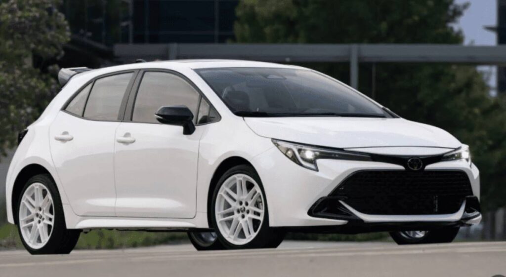 Toyota zaprezentowała odświeżoną Corollę Hatchback 2026 z retro-wersją FX Edition