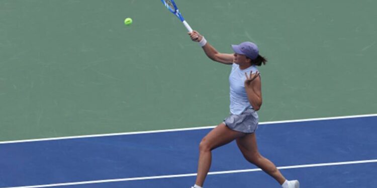 Iga Świątek jednego dnia zanotowała dwa zwycięstwa z „bajglami” i awansowała do finału turnieju WTA 500 w Seulu, gdzie powalczy o 30. finał w karierze.