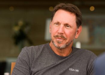 Larry Ellison wyprzedził Elona Muska i został najbogatszym człowiekiem na świecie z majątkiem 393 mld dolarów po wzroście akcji Oracle.