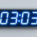 Dowiedz się, co oznacza godzina 03:03 na zegarze. Symbolika lustrzanych godzin, ich interpretacja w numerologii oraz duchowe wskazówki dla twojego życia.
