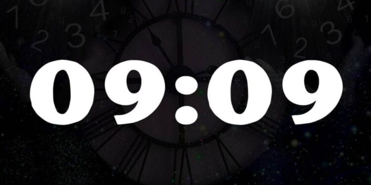 Dowiedz się, co oznacza 09:09 na zegarze: symbolika, numerologiczna interpretacja oraz duchowy sens tego czasu lustrzanego.