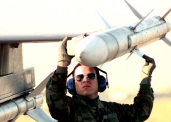 USA, Japonia i Korea Południowa przeprowadzą w dniach 15–19 września ćwiczenia Freedom Edge w pobliżu KRLD i Rosji, ćwicząc działania na morzu, w powietrzu i w cyberprzestrzeni.