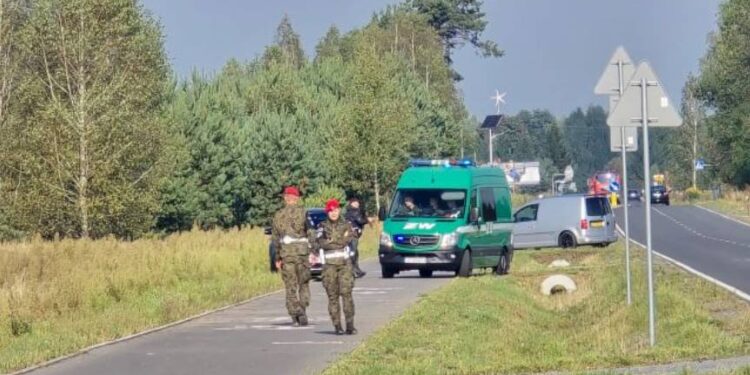 W województwie lubelskim trwają poszukiwania szczątków rakiety, którą mógł zostać zestrzelony dron podczas ataku Rosji. Sprawę bada żandarmeria wojskowa.