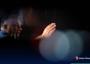 Orbán ogłosił zbiórkę podpisów przeciwko planowi obronnemu UE, twierdząc, że „Europa zbliża się do wojny” i że Węgry nie poprą „wojskowych planów Brukseli”.