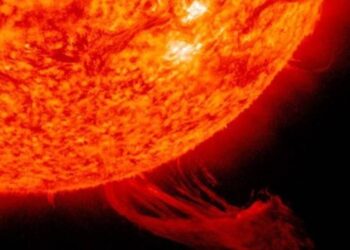 Prognoza burz magnetycznych na 24 października 2025 roku: oczekiwana intensywność, wpływ na osoby wrażliwe na pogodę, jak się przygotować i jak mierzy się aktywność magnetyczną.
