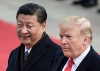 USA i Chiny wprowadziły wzajemne opłaty portowe, zaostrzając trwający konflikt handlowy. Waszyngton przygotowuje 100-procentową taryfę, a Pekin odpowiada nowymi ograniczeniami.