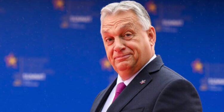 Orbán wezwał państwa UE do zestrzeliwania dronów naruszających granice, a Kaja Kallas stwierdziła, że za incydentami stoi Rosja.