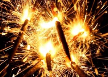 Kup fajerwerki we Wrocławiu! Sprawdź najlepsze sklepy: Fajerwerki Colpotech, Triplex Fireworks, Wybuchowo.pl, Militaria.pl i COSTA.
