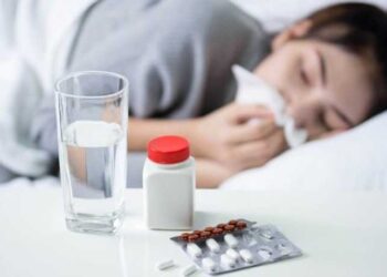 Sezon grypy w Europie rozpoczyna się wcześniej. Mutacja wirusa H3N2 podtyp K zwiększa ryzyko zakażeń. Lekarze apelują o szczepienia.