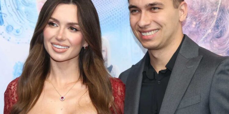 Weronika Wersow i Karol Friz potwierdzili ciążę. Para influencerów spodziewa się drugiego dziecka, ich rodzina wkrótce się powiększy.