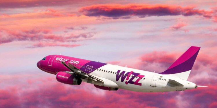 Wizz Air organizuje jednodniową wyprzedaż biletów na luty i wiosnę 2026 roku. Ceny od 9 € na loty z lotnisk położonych w pobliżu Ukrainy, liczba miejsc ograniczona.