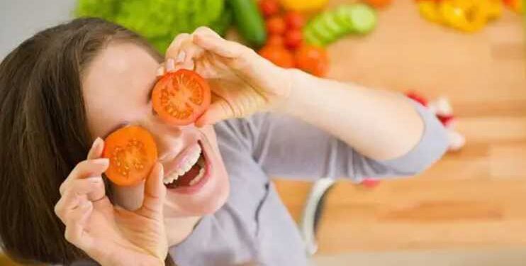 Produkty, które zwiększają serotoninę i dopaminę przez jelita, pomagają poprawić nastrój i naturalnie odczuć szczęście.
