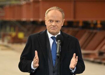 Premier Donald Tusk w Gdyni o ambicjach Polski na Bałtyku, budowie fregat, współpracy obronnej i strategicznej roli miasta w NATO.