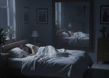 Dlaczego nie wolno spać naprzeciwko lustra: wierzenia ludowe, przesądy, wyjaśnienia psychologiczne oraz porady ekspertów dla zdrowego i spokojnego snu