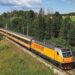 RegioJet wycofuje krajowe połączenia w Polsce po pół roku działalności. Najwięcej może zyskać PKP Intercity, ale część ruchu przejmą też inni gracze.