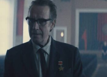 „Gwiezdne miasteczko” trafiło na Apple TV+: spin-off „Dla całej ludzkości” pokazuje radziecką stronę wyścigu kosmicznego. Harmonogram odcinków i informacje, gdzie oglądać online w Ukrainie, są już dostępne.