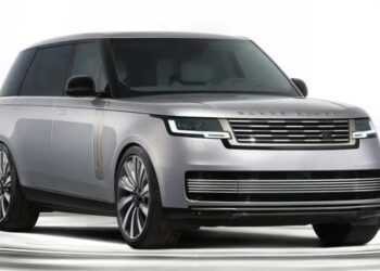 Land Rover zaprezentował Range Rovera SV Ultra z premium wnętrzem, systemem audio SV Electrostatic Sound, silnikiem V8 o mocy 537 KM oraz wersją hybrydową