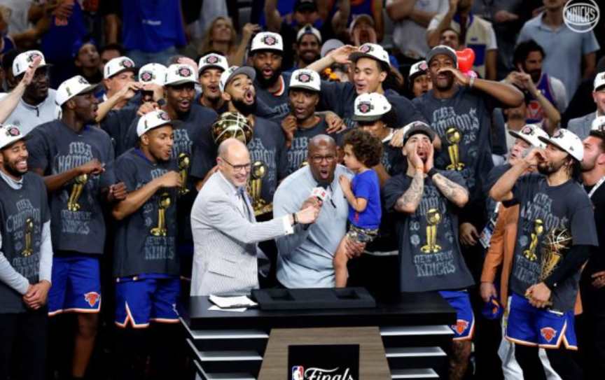 Świętowanie tytułu „New York Knicks” przerodziło się w zamieszki: w Nowym Jorku zaatakowano autobusy wahadłowe kibiców Maroka i Brazylii (wideo)